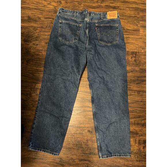 Levis 550 Jeans Mens 42x32 Blue Relaxed Fit Tapered Leg Dark Wash Denim Pants - Picture 1 of 8
